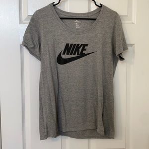 nike tshirt